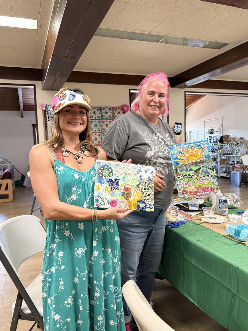 Crafters using Scorch Marker products at the Wildflower Conference