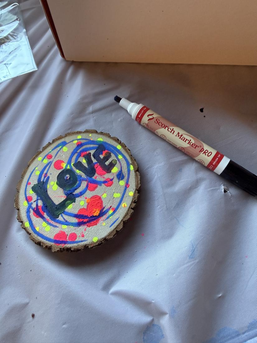 Crafters using Scorch Marker products at the Wildflower Conference