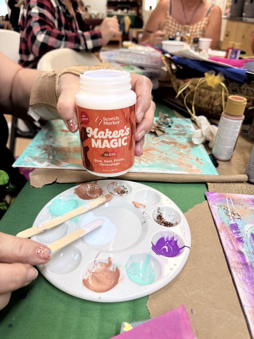 Crafters using Scorch Marker products at the Wildflower Conference