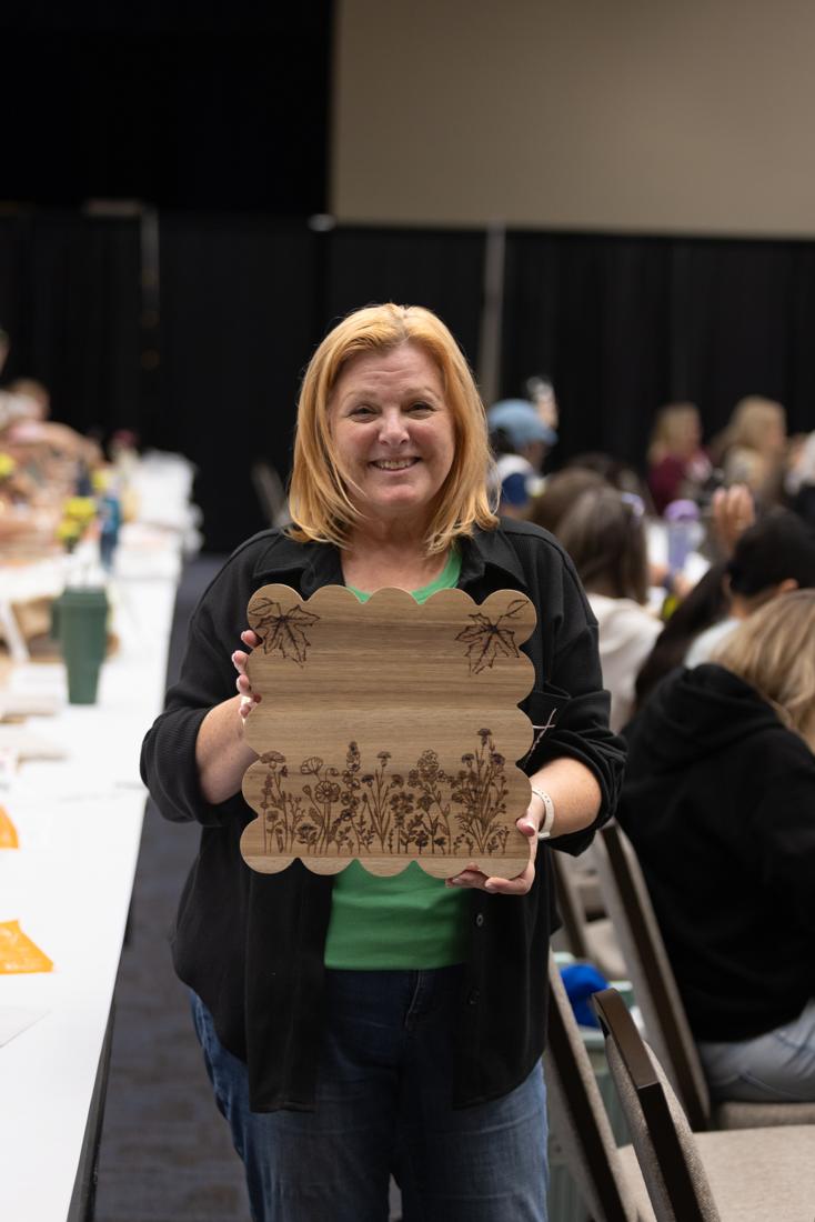 Crafters using Scorch Marker products at the Pinners Conference